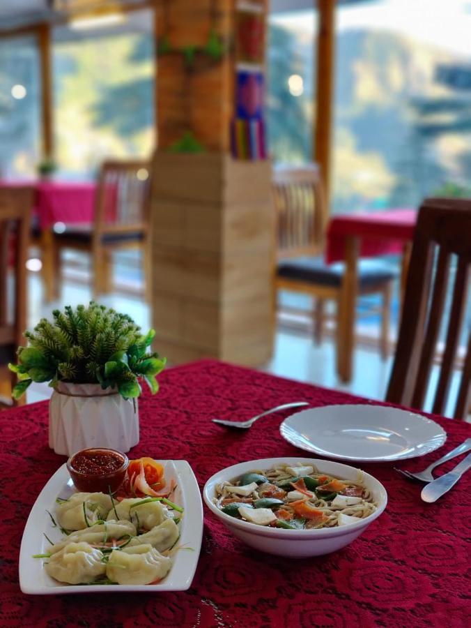 Hotel Om Palace McLeod Ganj Exteriér fotografie