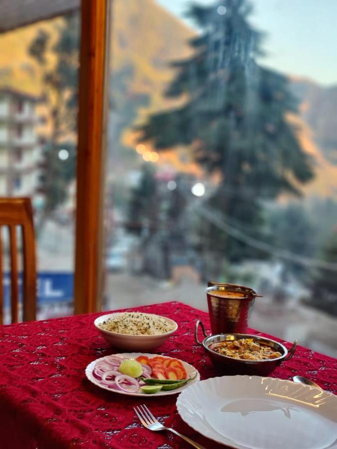 Hotel Om Palace McLeod Ganj Exteriér fotografie
