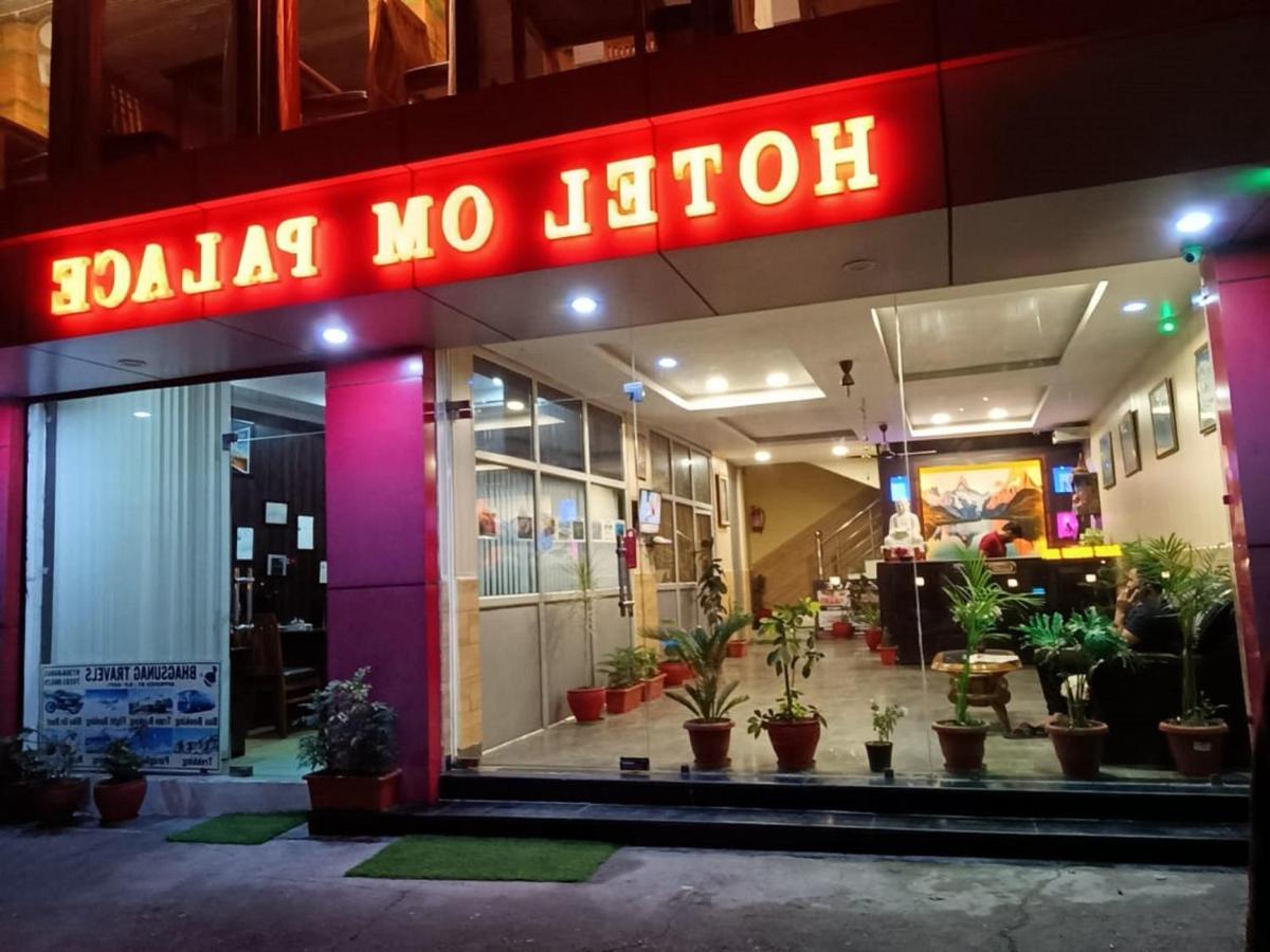 Hotel Om Palace McLeod Ganj Exteriér fotografie